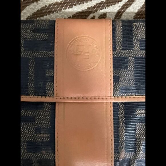 AUTHENTIC VINTAGE  FENDI  ZUCCA  FULL SIZE CONTINENTAL WALLET(RARE - Picture 13 of 16